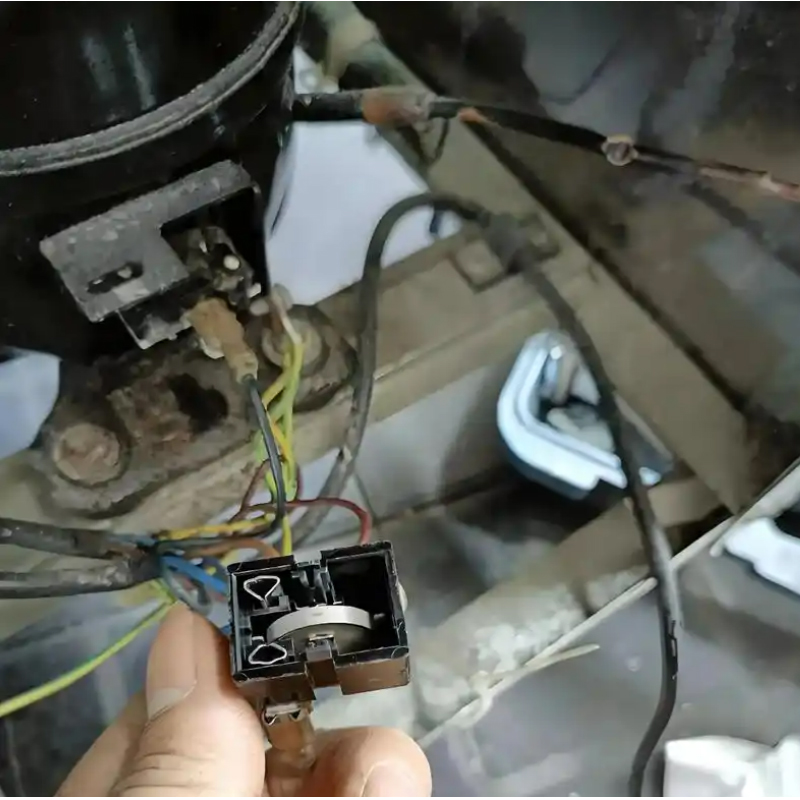 Refrigerator fault resolution
